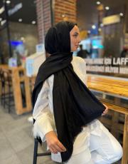 siyah h logolu ipek kaşmir şal 2