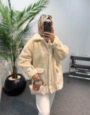 krem peluş fermuarlı mont 2