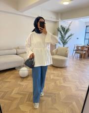 ekru dikiş detaylı yırtmaçlı sweatshırt