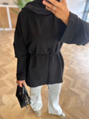 siyah dikiş detaylı yırtmaçlı sweat 5