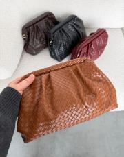 taba örgü detaylı clutch çanta