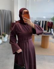 bordo belden oturtmalı kemerli elbise 3