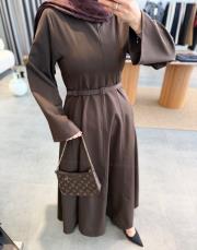 kahve belden oturtmalı kemerli elbise 2