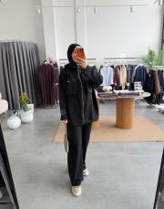 siyah cepli garni detaylı takım