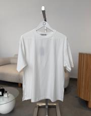 ekru yandan yırtmaçlı tshirt