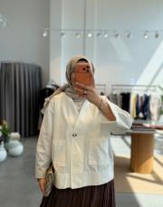 beyaz tek düğmeli keten ceket