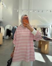 pembe çizgili düşük omuzlu sweatshırt 2
